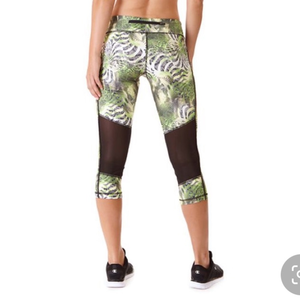 KI PRO PERFORMANCE capri leggings
